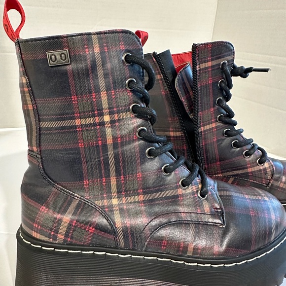 Cool Way Plaid Platform Combat Boots Size 8 - Picture 2 of 13